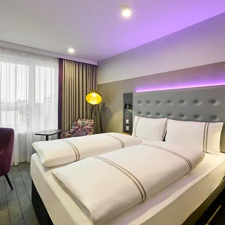 Premier Inn Stuttgart Zuffenhausen-3