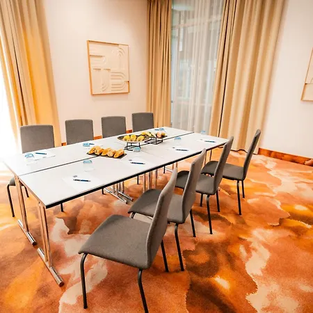 Dorint Kongresshotel Duesseldorf/Neuss-3
