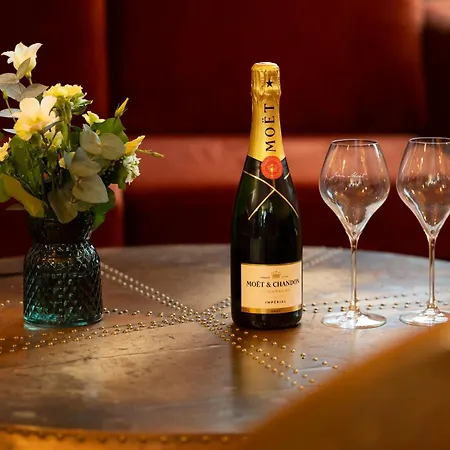 Hotel Jean Moët-2