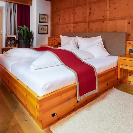 Hotel Goldener Adler - Im Sommer Silvretta Premium Card Inkludiert-3