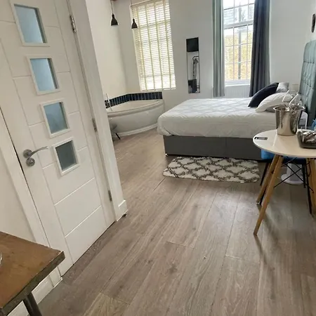 Angel Townhouse-2