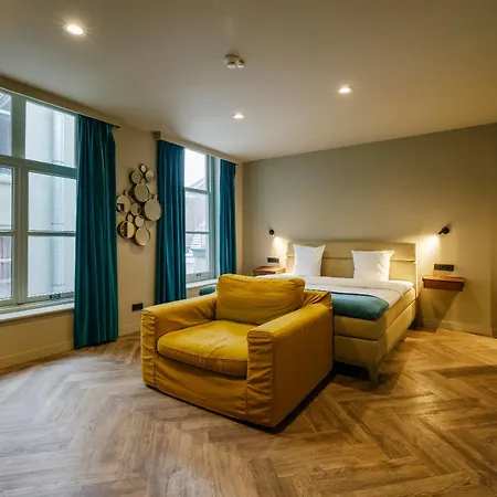 Hotel 1635-2