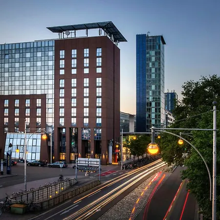 Hotel Freiburg City Center By Leonardo Hotels-2
