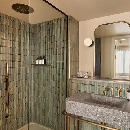 Hotel Indigo London K West Shepherd'S Bush By Ihg-2