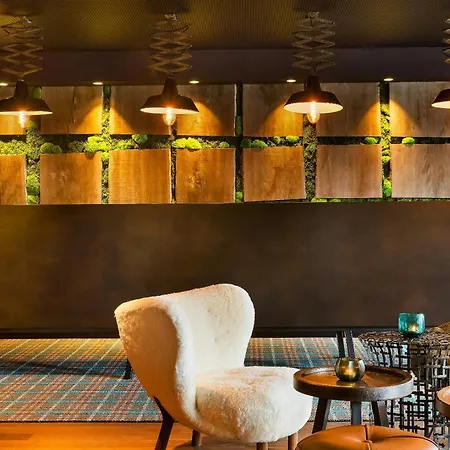 Motel One Edinburgh-Royal-3