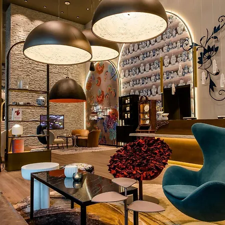 Motel One Dresden Am Zwinger-2