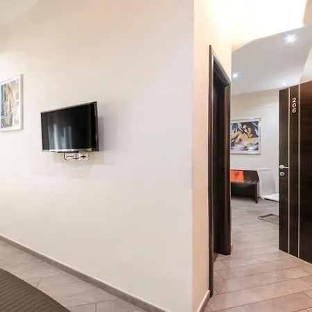 Mia Suites-2
