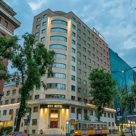 NYX Hotel Milan by Leonardo Hotels-3