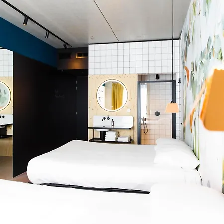Moloko At De Melkhal - Just A Room - Digital Key By Sms-2