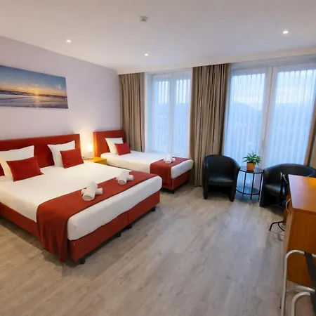 Hotel Cardiff-3