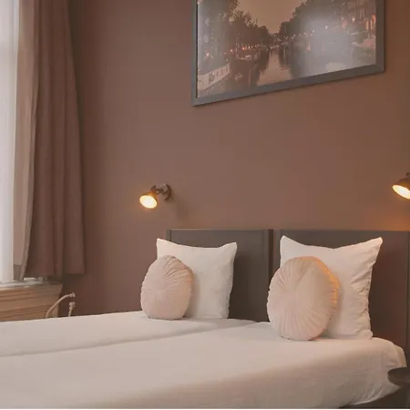 Quentin Canal House Hotel-3