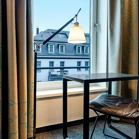 Motel One Dresden - Palaisplatz-3
