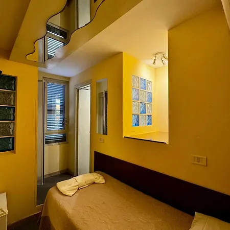 Hotel Center 3-3
