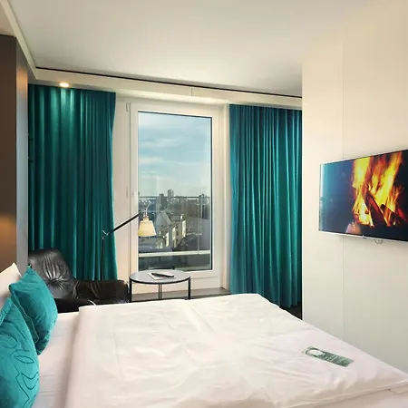 Motel One Frankfurt-Roemer-3