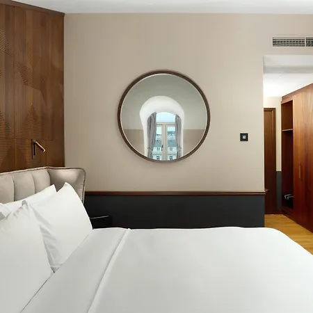 Iceland Parliament Hotel, Curio Collection By Hilton-2