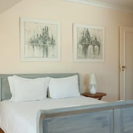 Dream Chiado Apartments-3