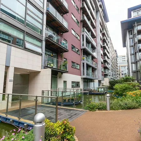 Battersea Power Station Apartment-2
