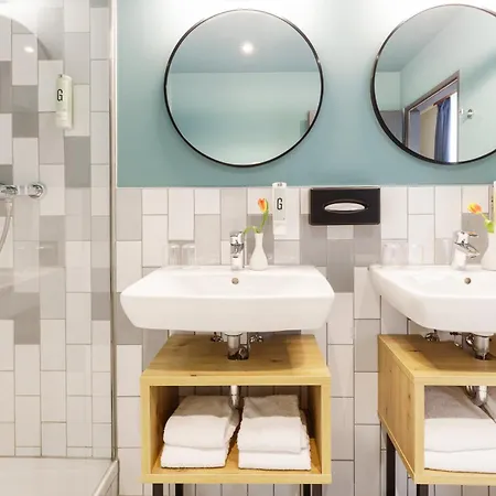 Garner Hotel Vienna By Ihg-2