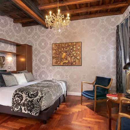 The Inn At The Spanish Steps-3