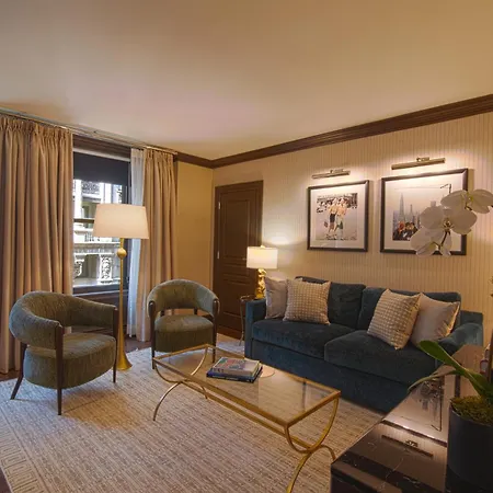 The Iroquois Times Square, A Small Luxury Hotel-3