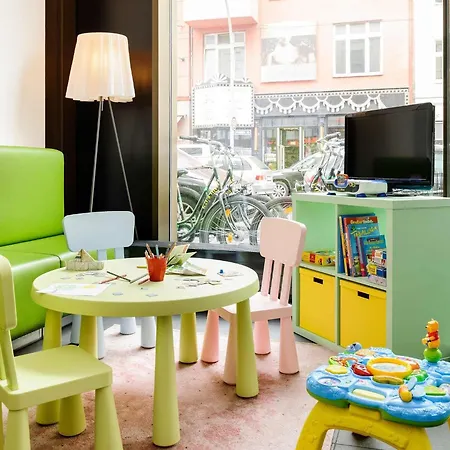 Ibis Styles Hotel Berlin Mitte-3