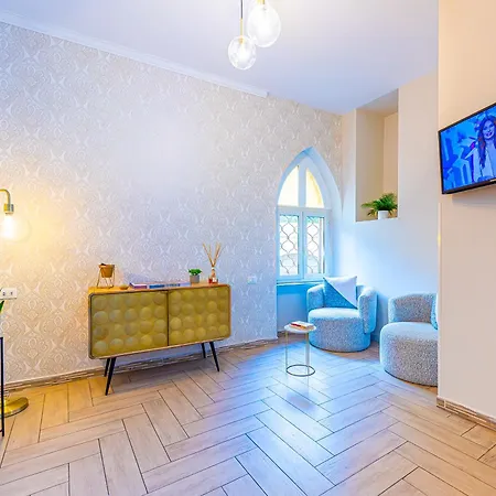 Four Rivers Suites-3