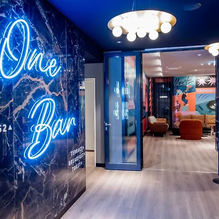 Motel One Berlin-Potsdamer Platz-3