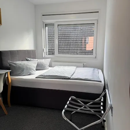 Motel Home Berlin-3