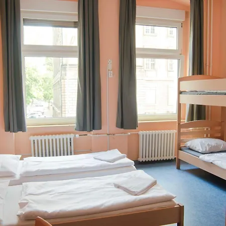 Happy Hotel Berlin-2
