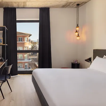 The Social Hub Florence Belfiore Extended Stay-3