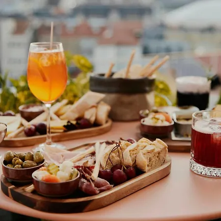 The Social Hub Porto Extended Stay-2