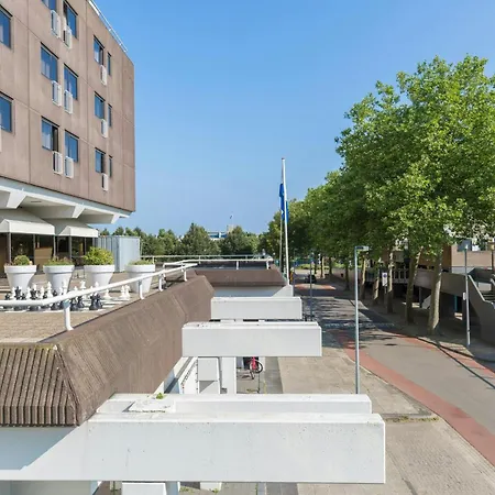 Leonardo Hotel Lelystad City Center-3