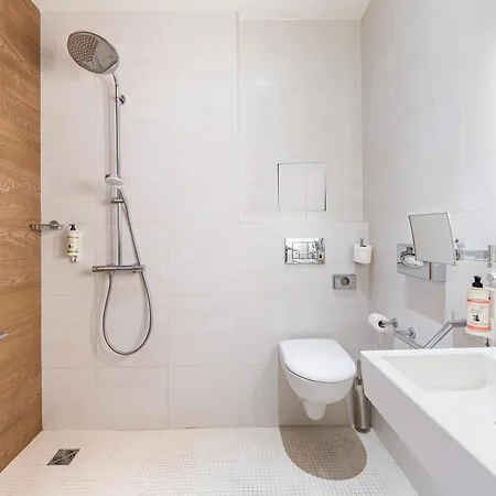 Best Western Plus 61 Paris Nation Hotel-3