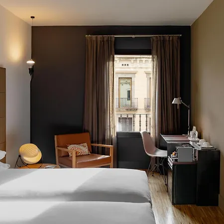 Alexandra Barcelona Hotel, Curio Collection By Hilton-3