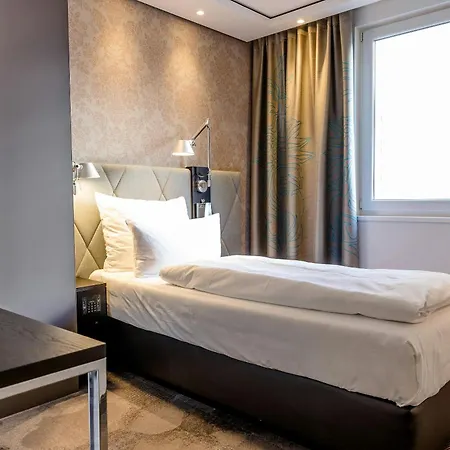 Motel One Muenchen-Sendlinger Tor-2