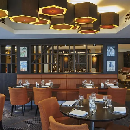 Doubletree By Hilton London Ealing-3
