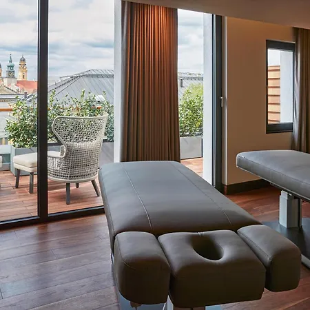 Vier Jahreszeiten Kempinski Muenchen-3