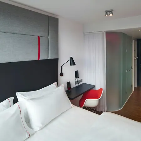 Citizenm London Victoria Station-3
