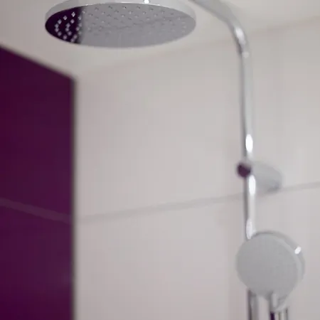 Premier Inn Duesseldorf City Friedrichstadt-3