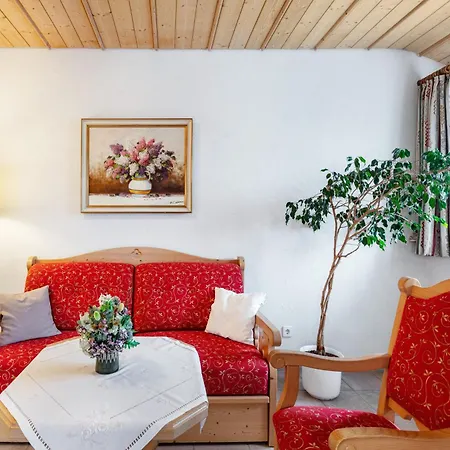 Cafe-Restaurant-Gaestehaus Waldvogel-3