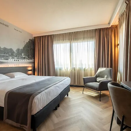 Bastion Hotel Dordrecht Papendrecht-3