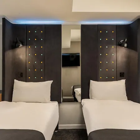 Point A Hotel London Paddington-3