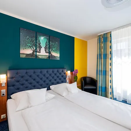 Hotel Hanseport Hamburg-2