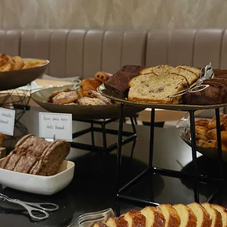 Mercure Paris Arc De Triomphe Wagram-3