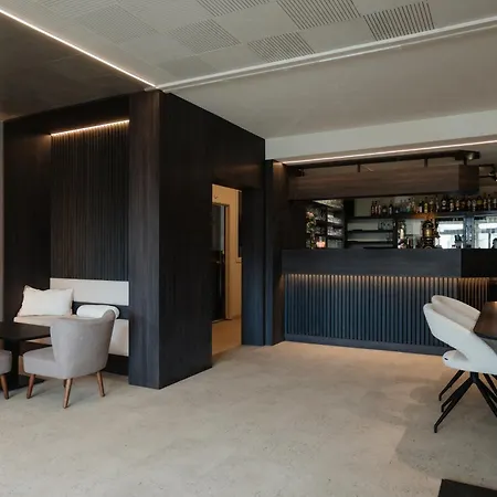Hotel Saint-Hubert-2