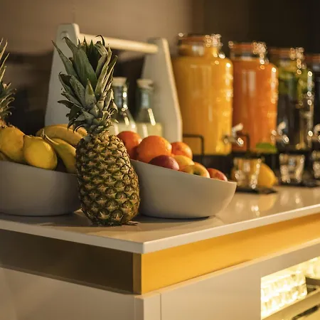 ibis Styles Arnhem Centre-3