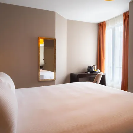 Hotel Frochot Montmartre-3