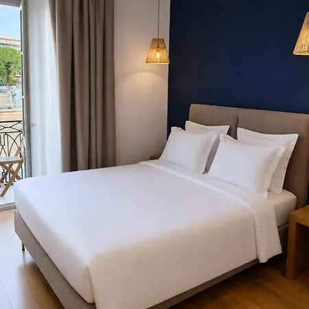 Hotel De La Mer-3