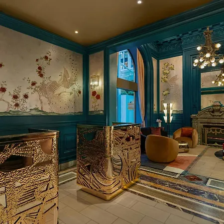 St Regis Residence-2