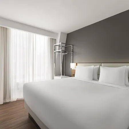 Best Western Premier Empire State Hotel-2